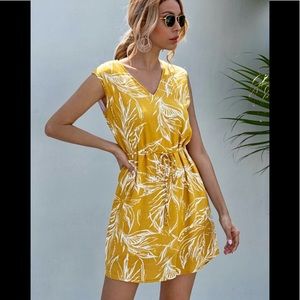 *NEW* Yellow tunic dress